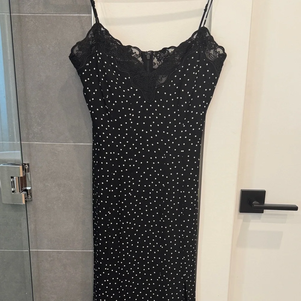 Reformation Black and White Midi Dress NWT - Picture 4 of 5